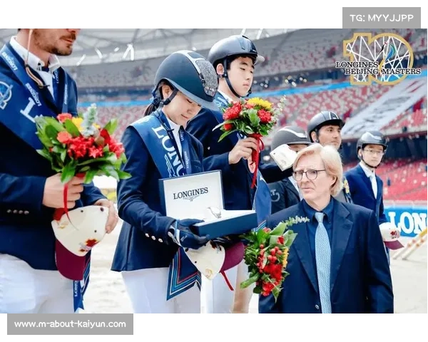 北京国际马术大师赛自2011年落户鸟巢 已吸引近2500位骑手参赛 北京国际马术大师赛自2011年落户鸟巢 已吸引近2500位骑手参赛